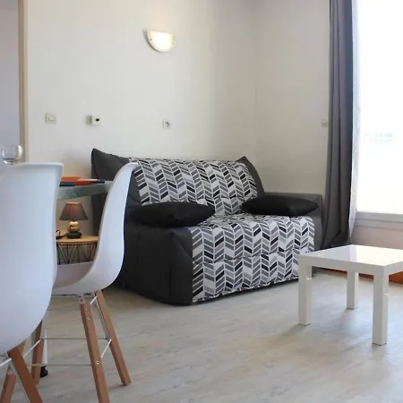 Διαμέρισμα Avec Balcon Et Piscine Aux Minimes, - Fr-1-246-299 *